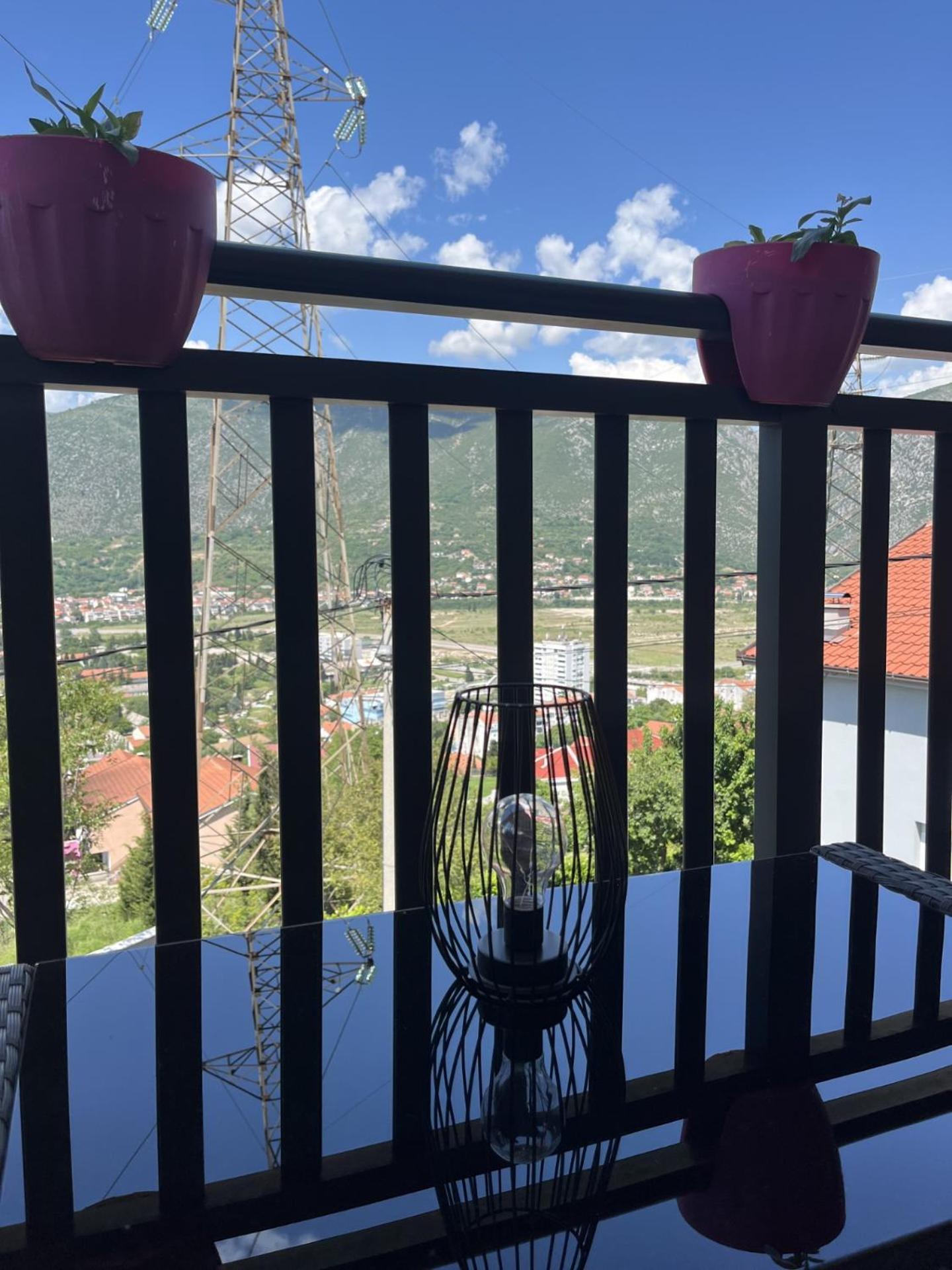 Villa Skywalk House à Mostar Extérieur photo